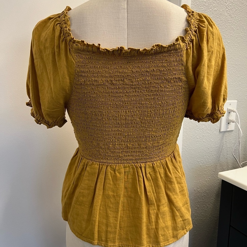Old Navy Top - Picture 2 of 3